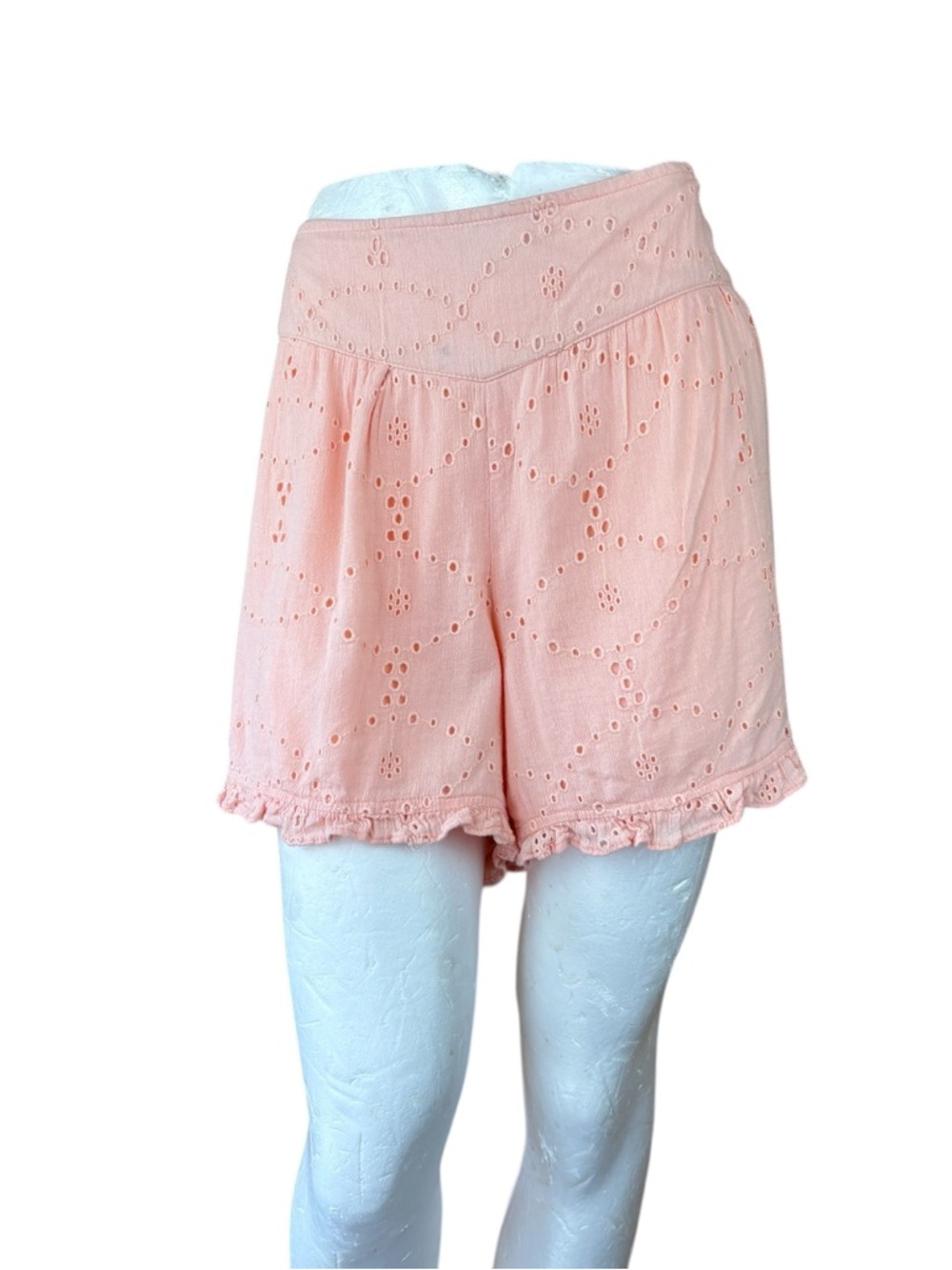 Red Camel eyelet shorts, size 3X, lined, summer, beach, vacation, casual